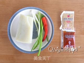 炒凉粉的做法步骤：1
