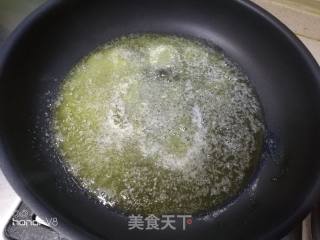草莓干杏仁牛轧糖的做法步骤：4