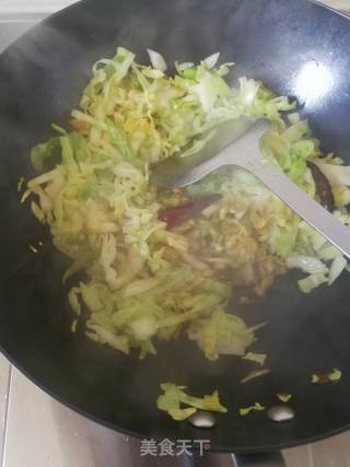 清炒圆白菜的做法步骤：8