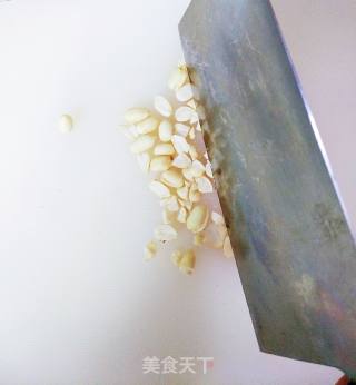 花生芝麻卷的做法步骤：2