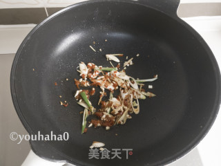 鱼香肉丝的做法步骤：6