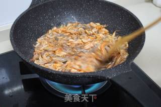 油爆小河虾的做法步骤：5
