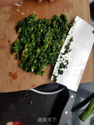 菠菜猪肉大馄饨的做法步骤：3