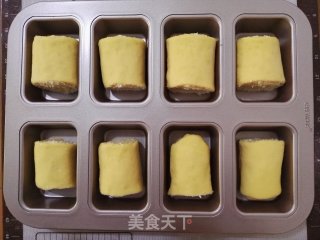 卷卷椰蓉包的做法步骤：15