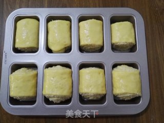 卷卷椰蓉包的做法步骤：16
