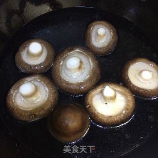 腊肉香炒蒜薹的做法步骤：1