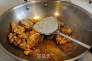 排骨烧鸡杂的做法步骤：5