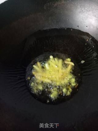 尖椒干豆腐的做法步骤：2