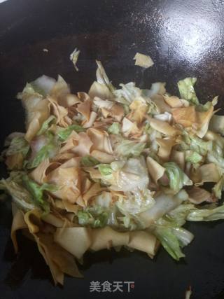 干豆腐炒白菜的做法步骤：6