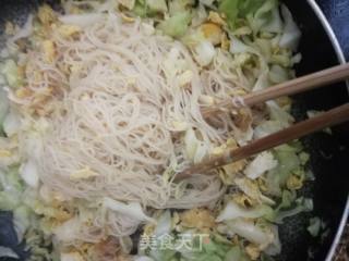 鸡蛋炒米粉的做法步骤：7