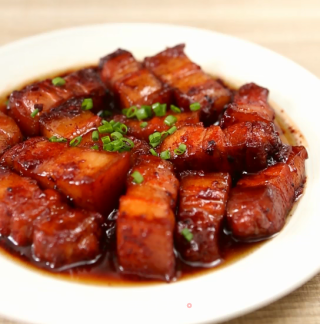 传说中香甜可口的酒糟红烧肉你吃过吗的做法步骤：4
