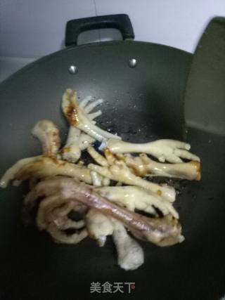 红烧鸡爪的做法步骤：4