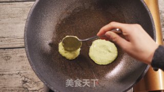 鸡肉蔬菜饼的做法步骤：9