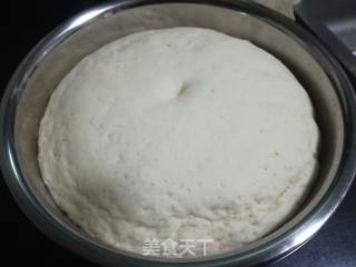 香肠卷的做法步骤：5