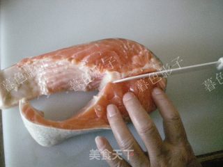 软炸三文鱼的做法步骤：2