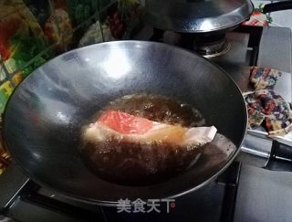 软炸三文鱼的做法步骤：4