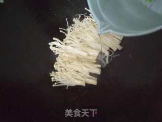 辣椒金针菇的做法步骤：4