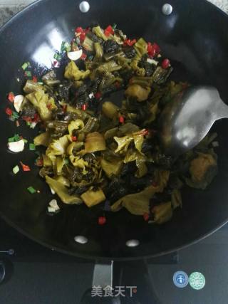酸菜炖牛肉的做法步骤：4