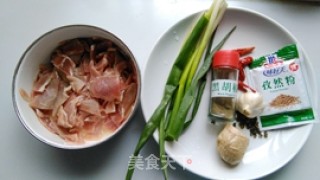 牙签牛肉的做法步骤：1