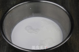 椰浆蜜豆马蹄糕的做法步骤：2
