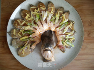 孔雀开屏鱼的做法步骤：5