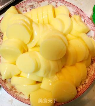 烧玉子豆腐的做法步骤：1