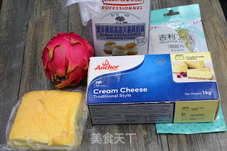 火龙果慕斯的做法步骤：1