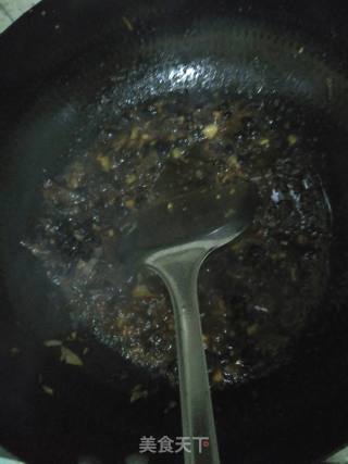 豆豉鲮鱼炒油麦菜的做法步骤：7