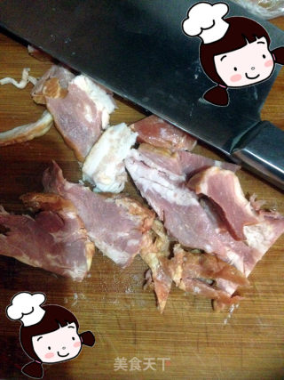 仙草阁私房菜（无肉不欢）--正月十四培根戏秋葵的做法步骤：1