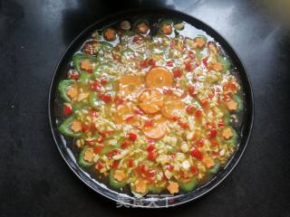 泡椒蒜蓉蒸丝瓜的做法步骤：17