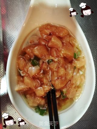 仙草阁私房菜（无肉不欢）--正月十五灯节酱爆鸡丁的做法步骤：3