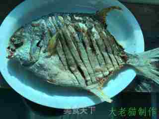 干烧鲳鱼的做法步骤：7