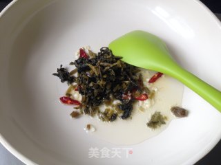 雪菜炒汤圆的做法步骤：10