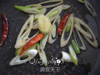 尖椒炒虾仁的做法步骤：4