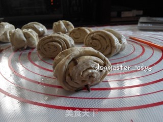 【橄榄菜花卷】的做法步骤：4