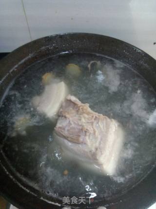 蒜泥白肉的做法步骤：2