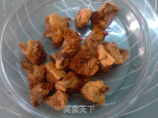参芪猴菇炖鸽子的做法步骤：7