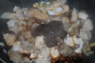 酱烧鱼鳔鱼杂的做法步骤：6
