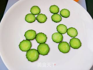 水果拼盘的做法步骤：1