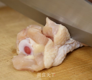 KFC同款薯片炸鸡，学了之后宝宝不会嚷着去买啦的做法步骤：1