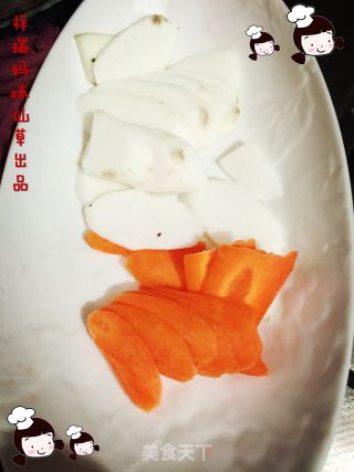 仙草阁私房菜（无肉不欢）--轻食营养腊肠茭白的做法步骤：2