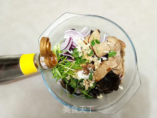 木耳拌素火腿的做法步骤：7