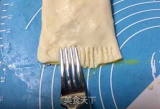 简易好吃的手抓饼香蕉派的做法步骤：6