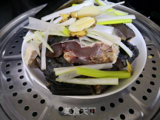 蒸风干鱼的做法步骤：2