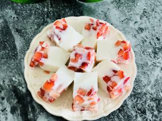 #花样美食#—椰香草莓奶冻的做法步骤：8