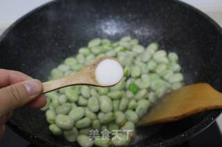 春日里的小清新——葱香蚕豆的做法步骤：7