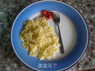 花样美食，酸奶黑芝麻枸杞拌意粉的做法步骤：5