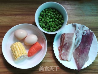 豌豆炒蛋的做法步骤：1