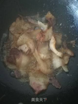 茶树菇炒腊肉的做法步骤：4