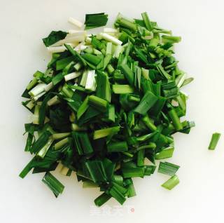 皮皮虾肉炒鸡蛋的做法步骤：2